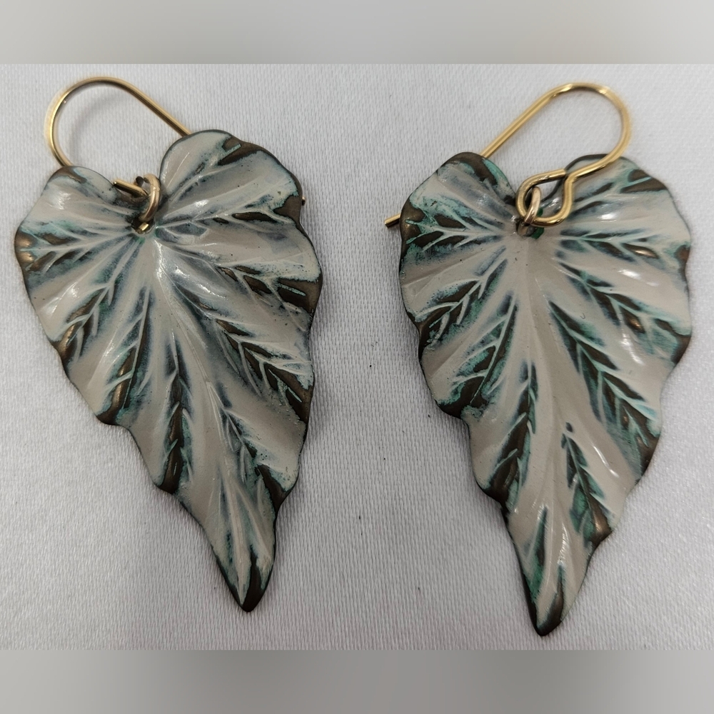 Sold - Picture 3 of 3